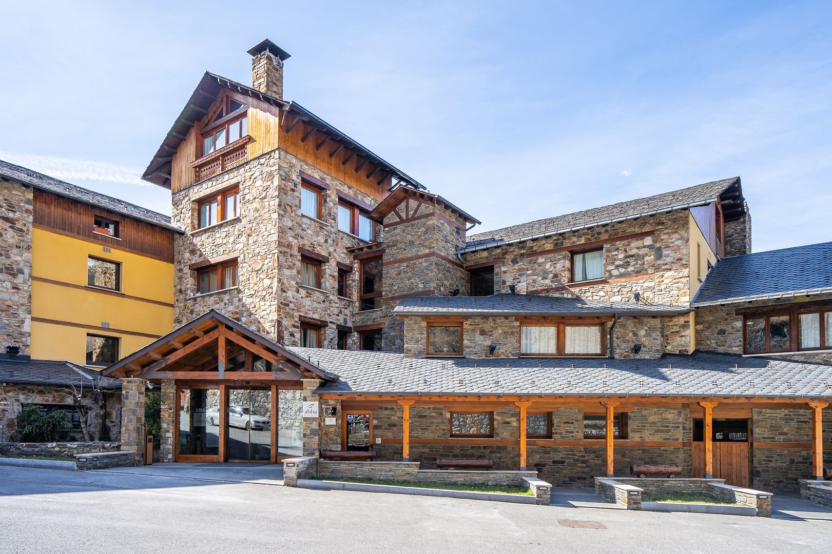 Abba Ordino Babot Hotel