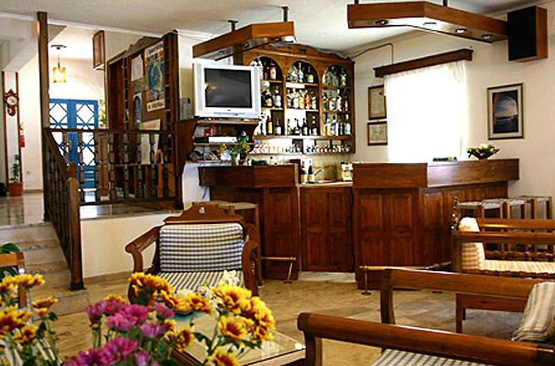 Artemis Hotel