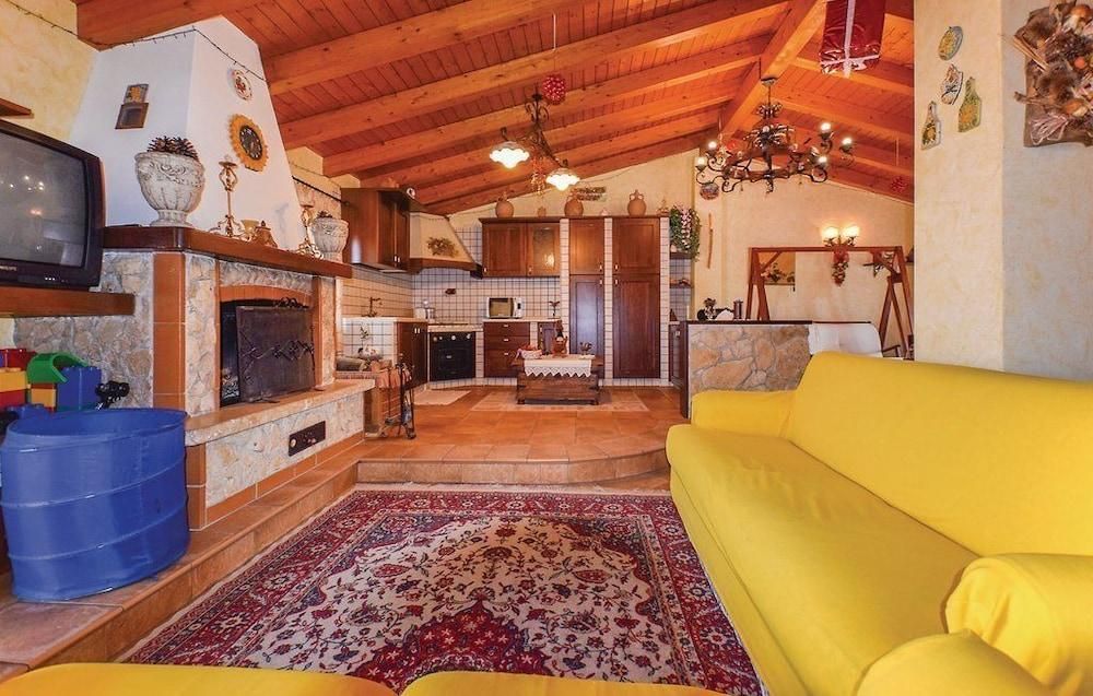 Vacation House ETNA