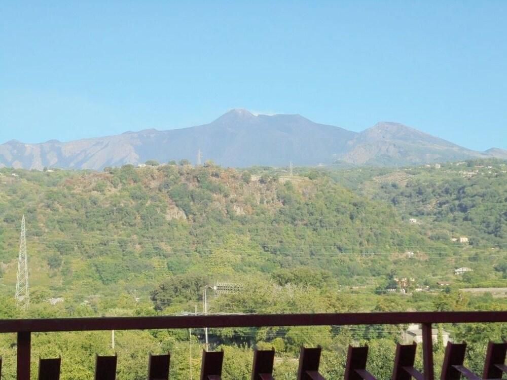 Vacation House ETNA