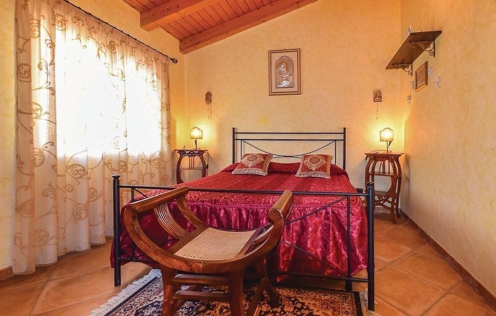 Vacation House ETNA