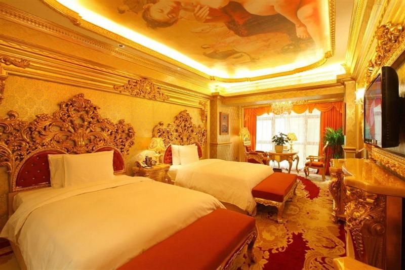 Dibai 7 Star Hotel