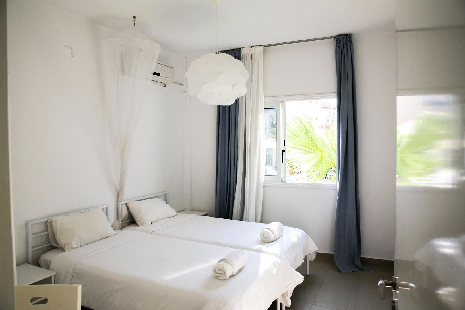 Anais Bay Apartment
