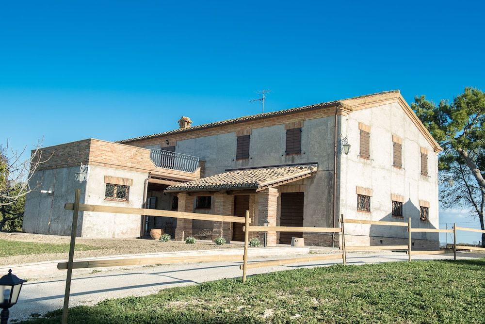 B&B I Pini Di Storaco