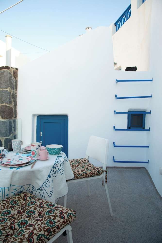 Amphora Suites & Villas