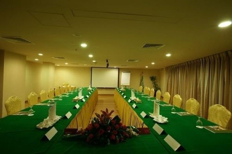 Al Khozama Manazel Al Ain