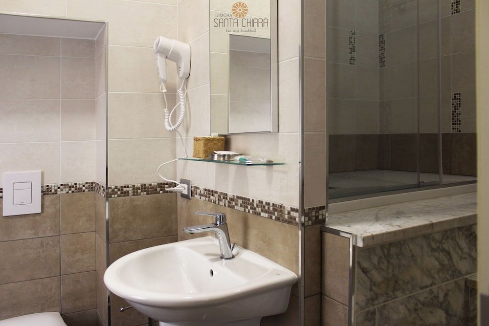 Dimora Santa Chiara Bed & Breakfast