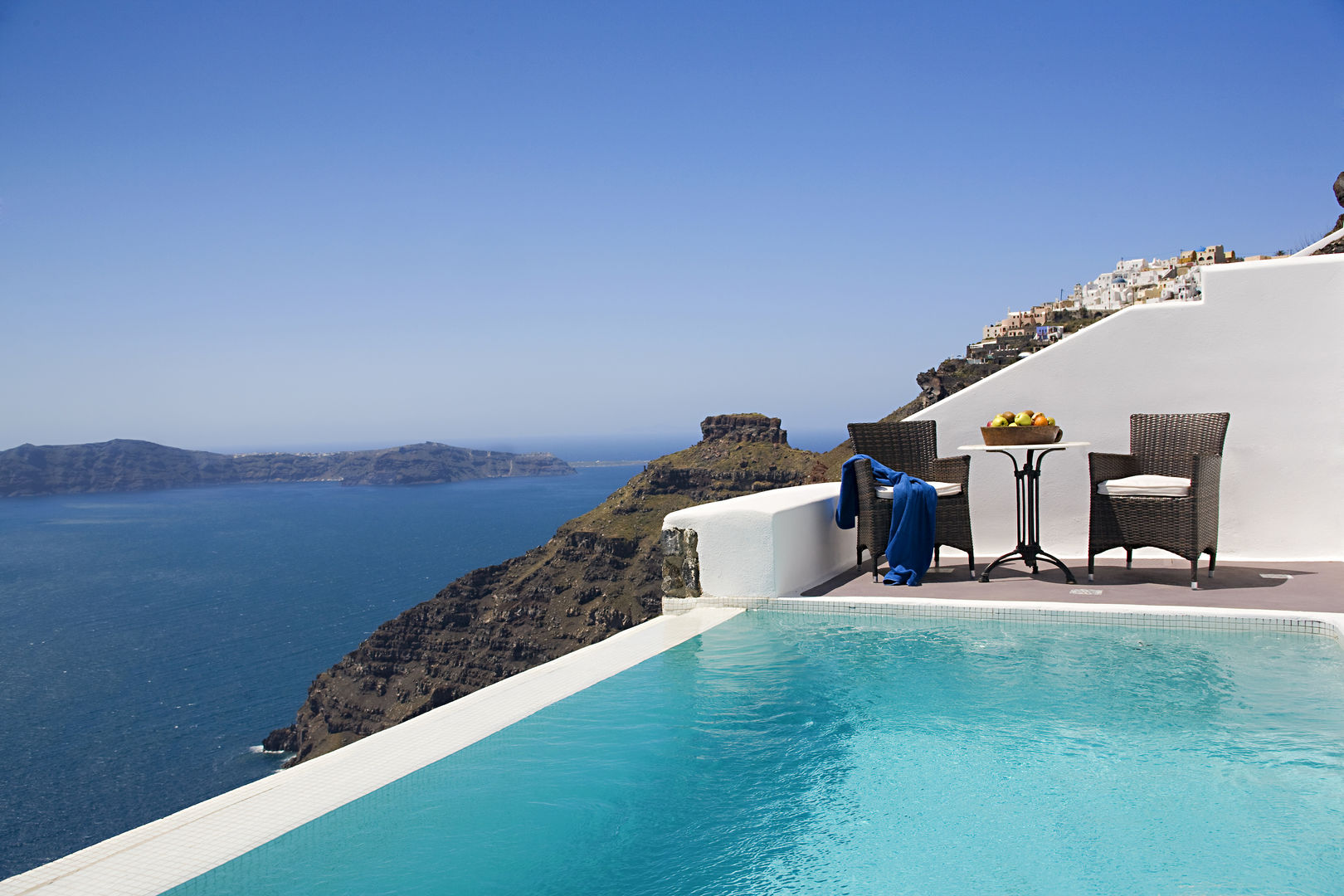 Dreams Luxury Suites