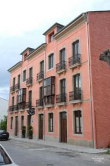 H.R. La Casona de Lazúrtegui