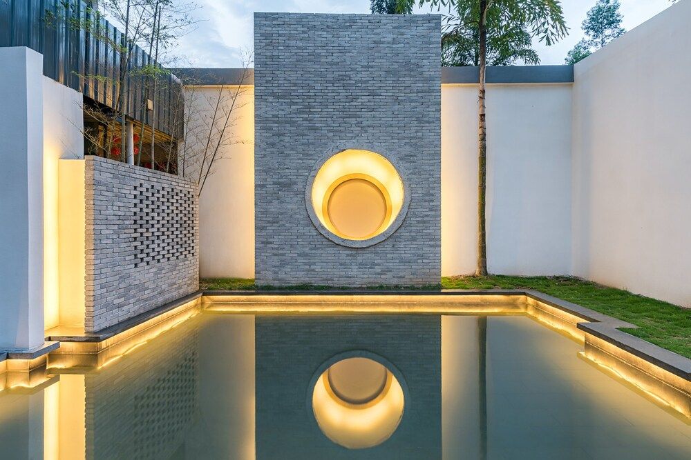 Moon Villa