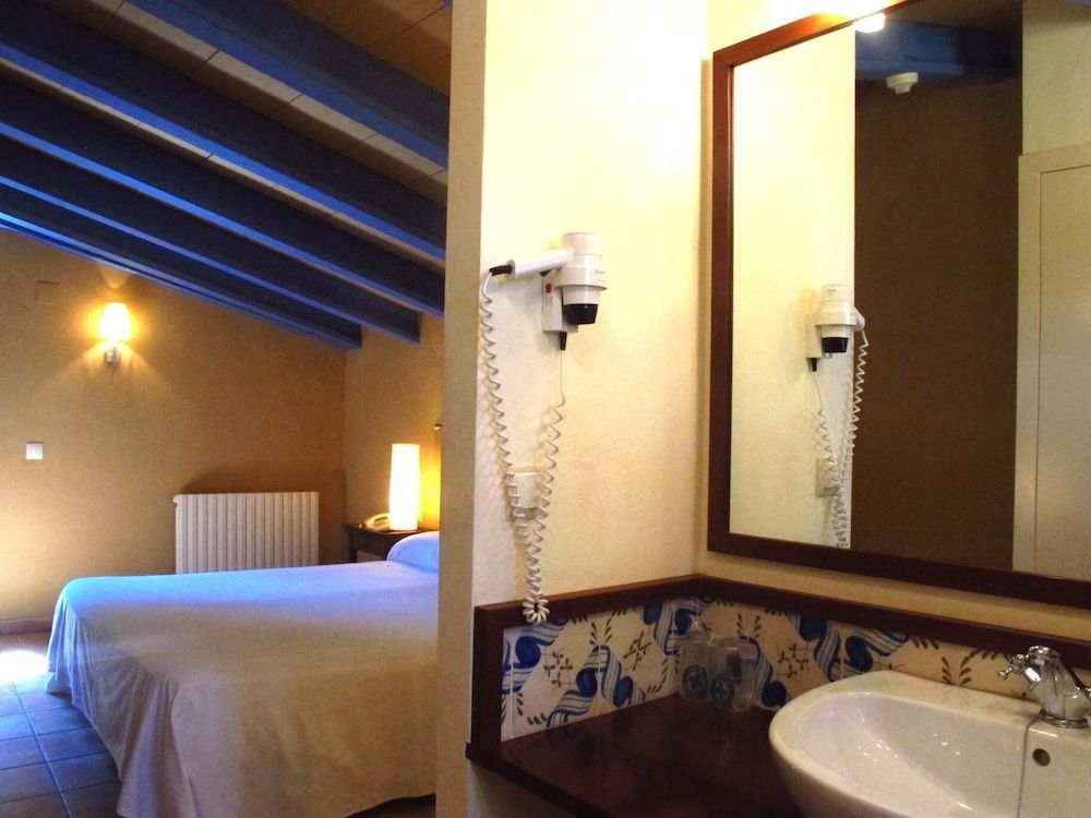 La Sala de Camos
