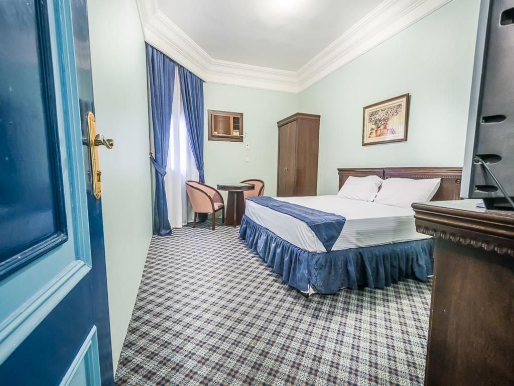 Prestige Hotel