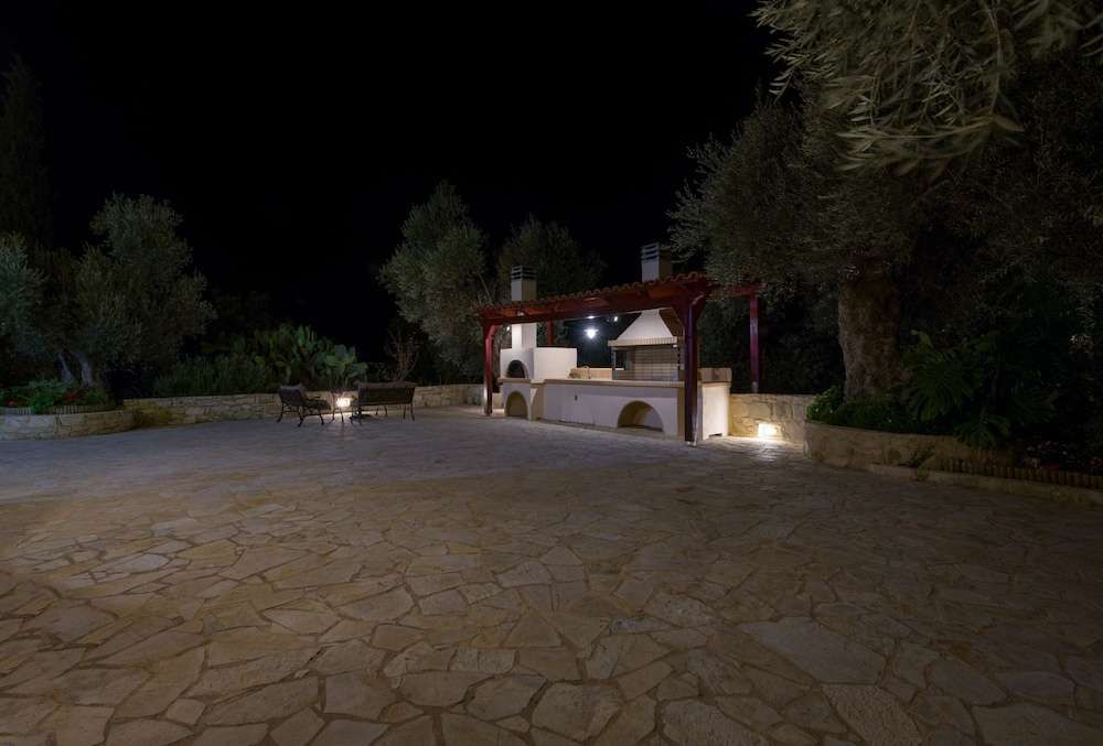 Serenity River Villa
