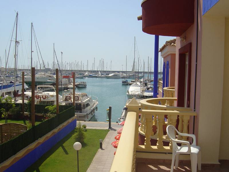 Apartamentos Marina Internacional