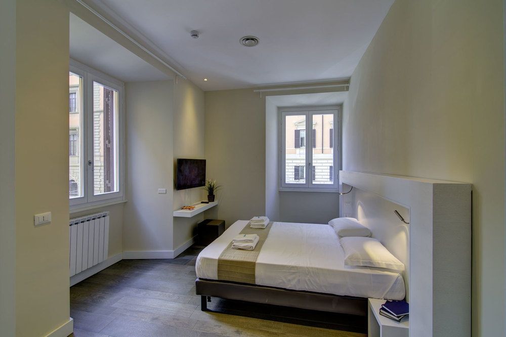 Ecce Roma Suites