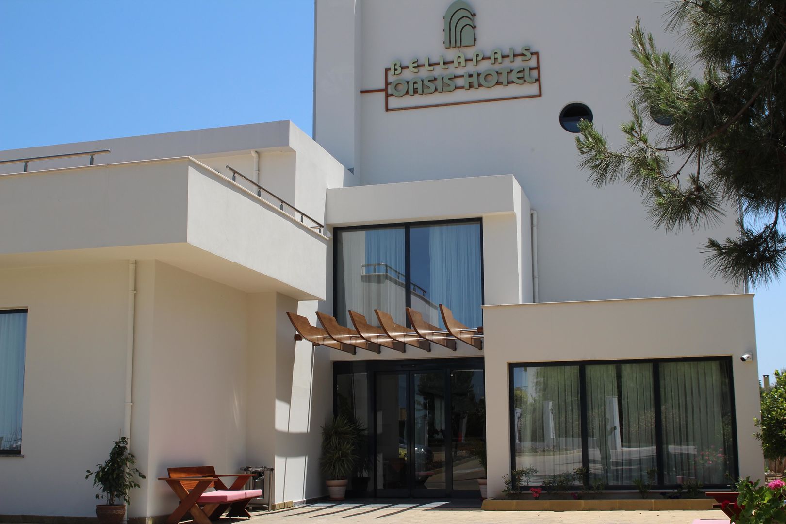 Bellapais Oasis Hotel