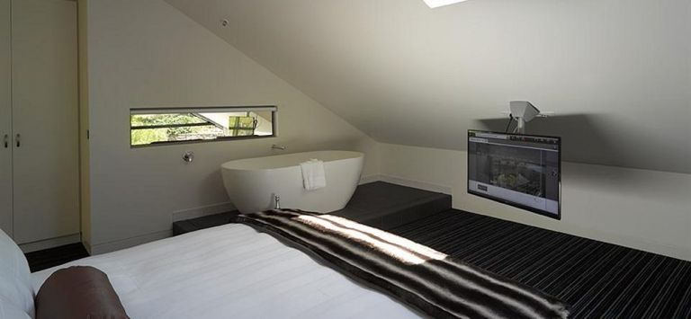 Salamanca Wharf Hotel