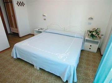 Hotel Diplomatic