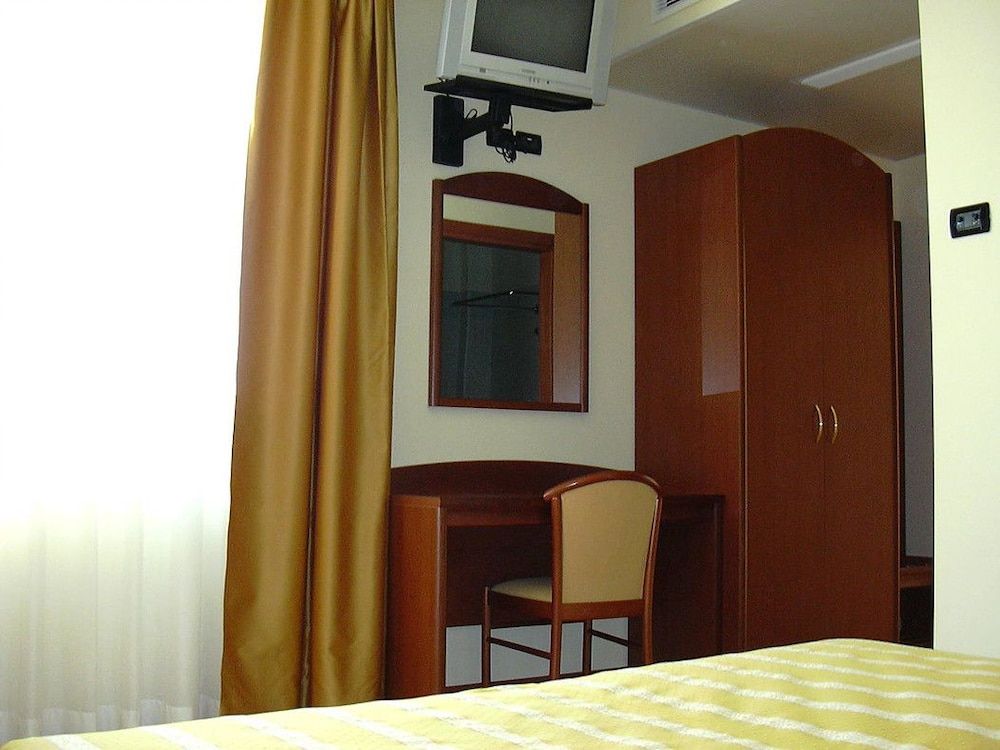 Hotel San Tomio