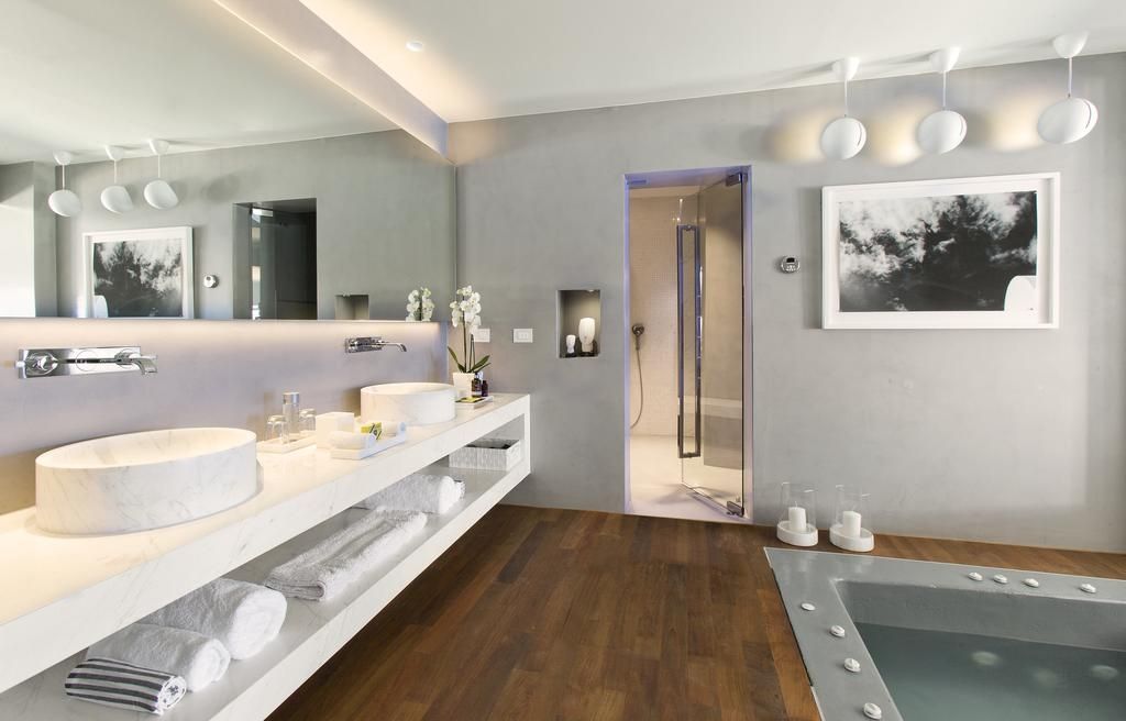 Grace Hotel Auberge Resorts Collection