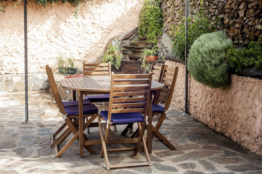 Apartamentos Rurales Azabal