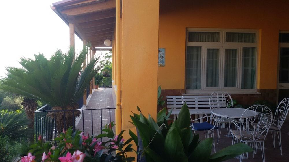 La Villa Pina