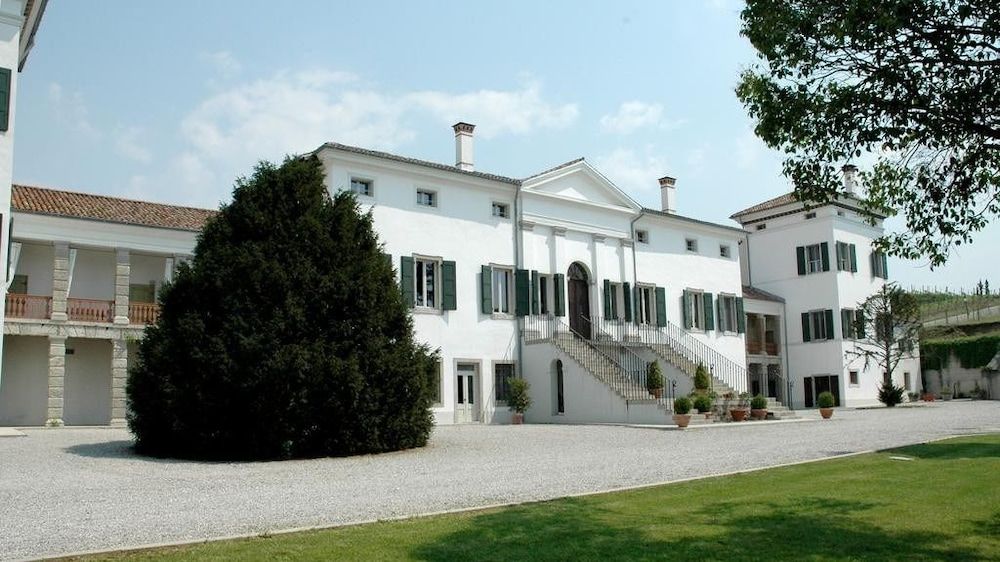 Villa Dragoni