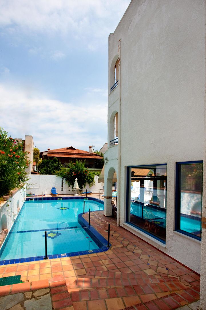 Golden Beach Hotel