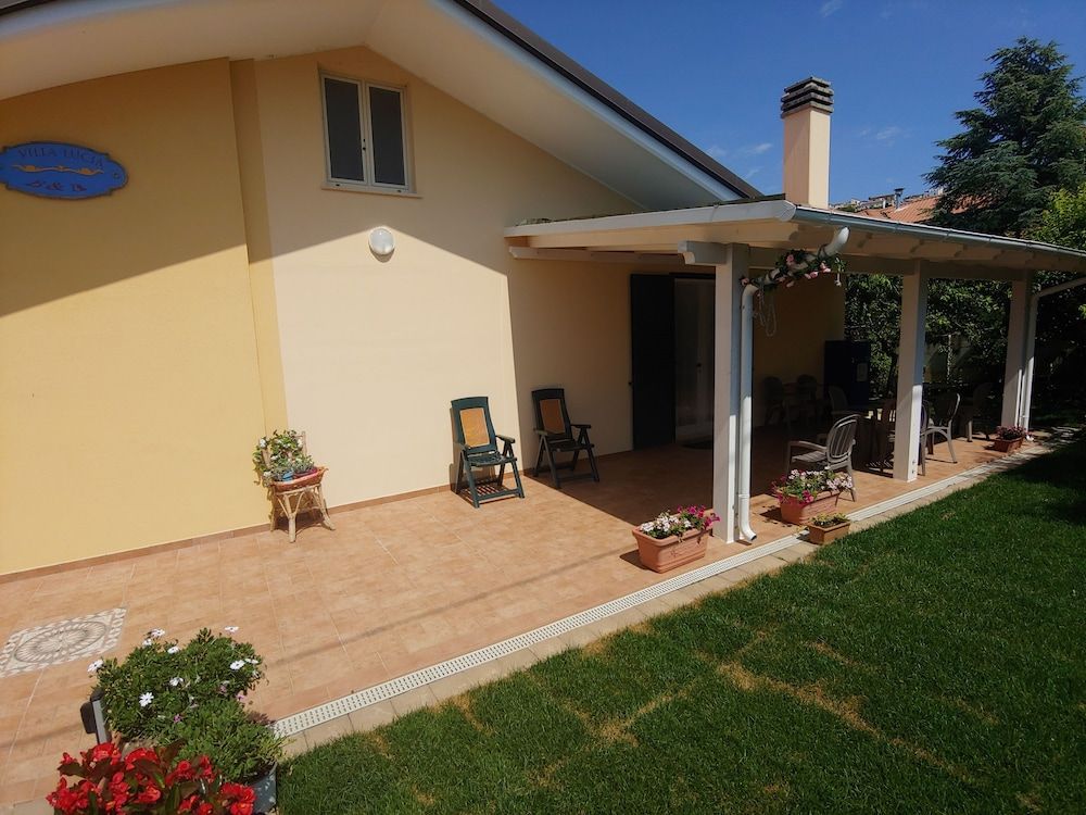 Villa Lucia B&B