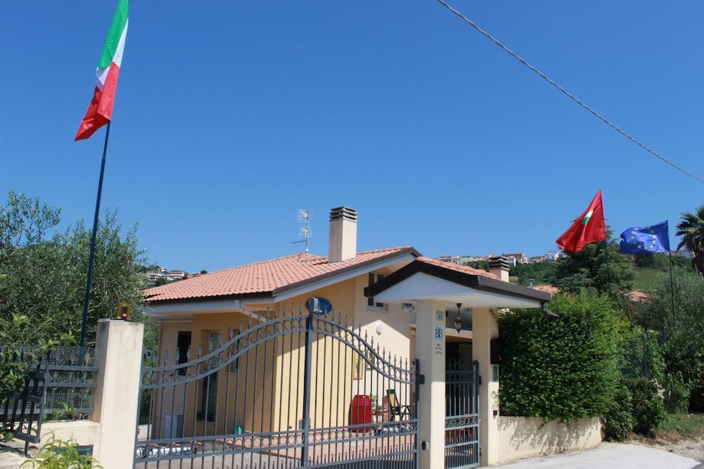 Villa Lucia B&B
