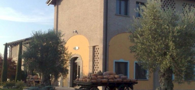 Ca' Del Rio Resort
