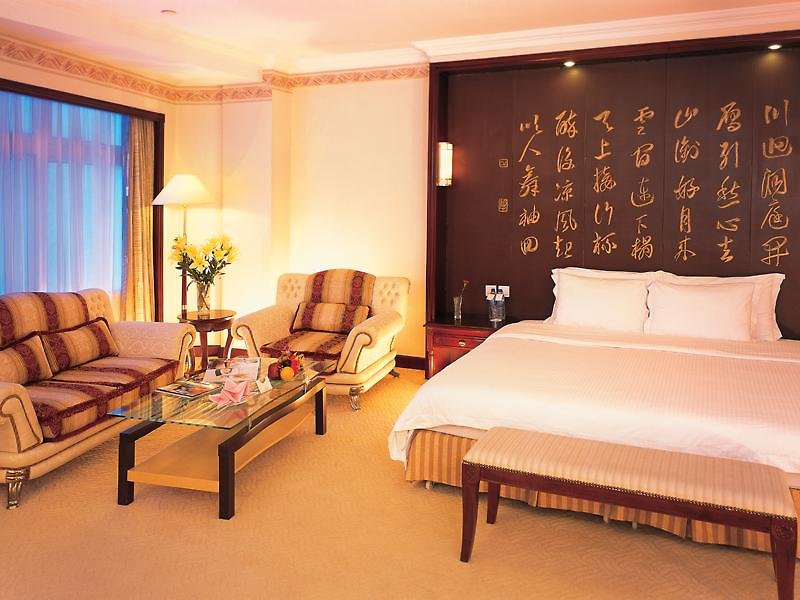 C&D Hotel