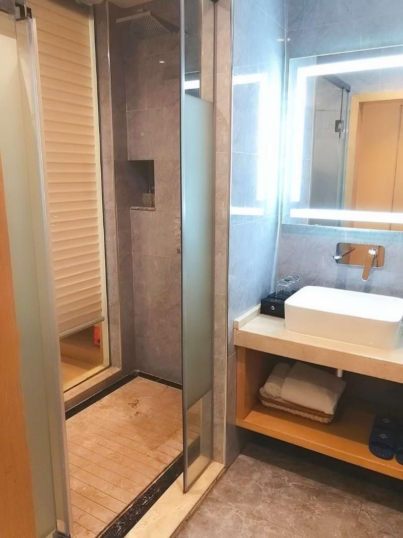 U-Hotel