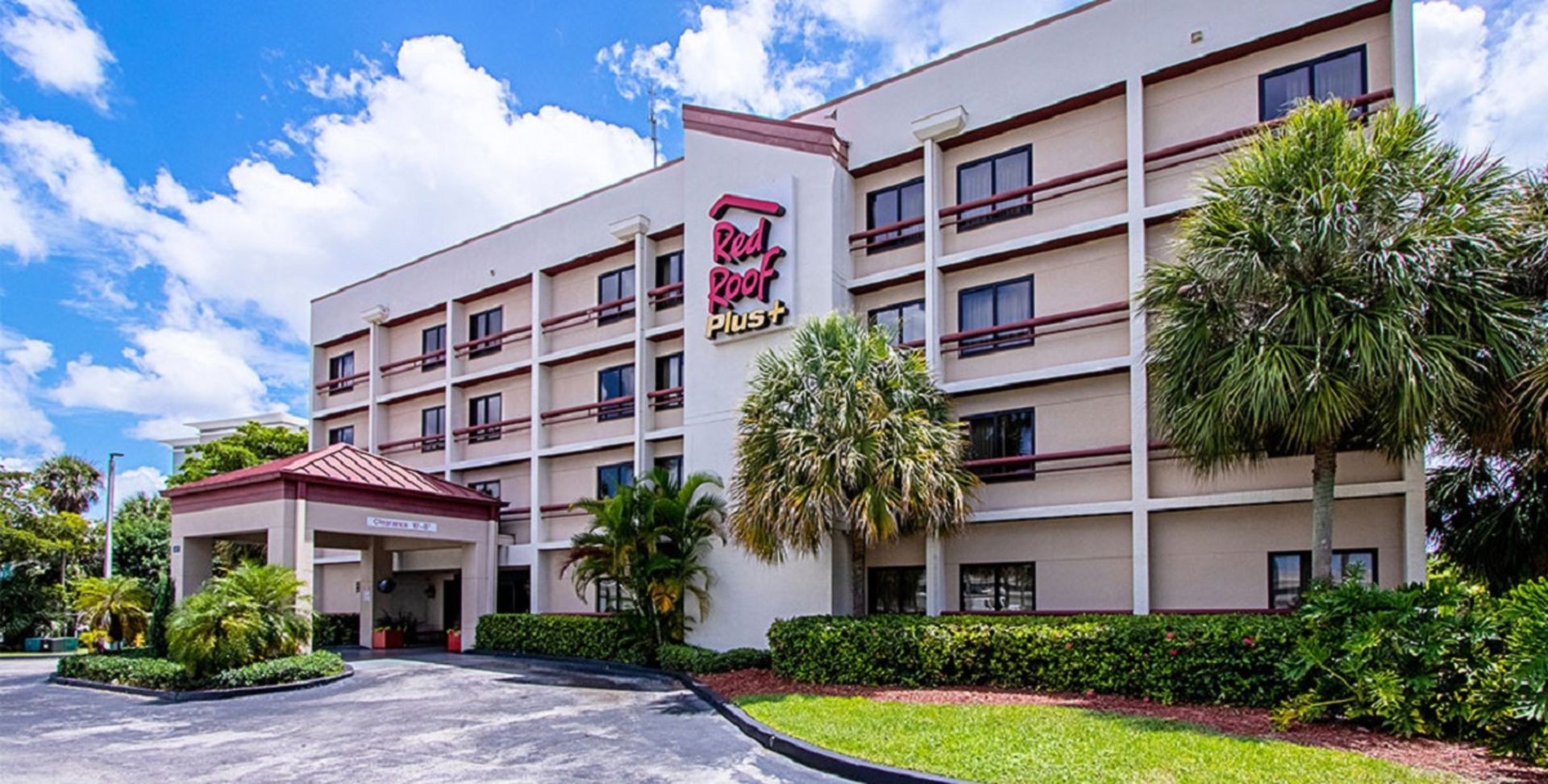 Red Roof PLUS+ Miami Airport