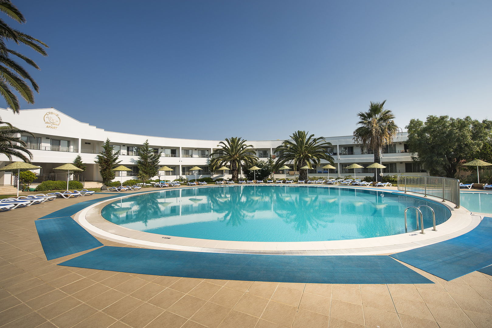 Altin Yunus Apart Beach Plus