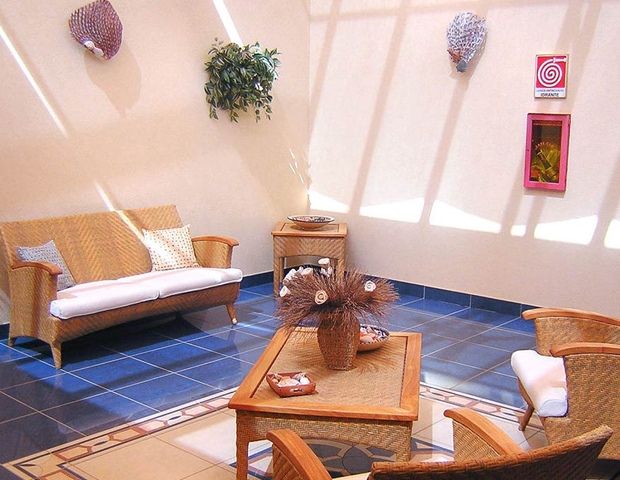 Helios Hotel