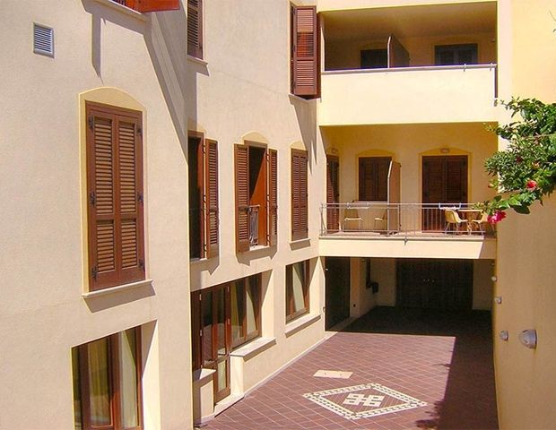 Helios Hotel