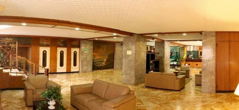 Hotel Plaza