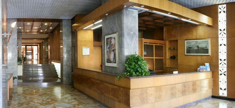 Hotel Plaza