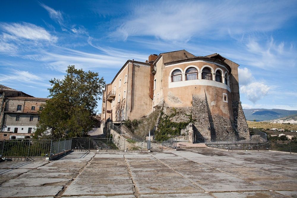 Il Castello di Altomonte