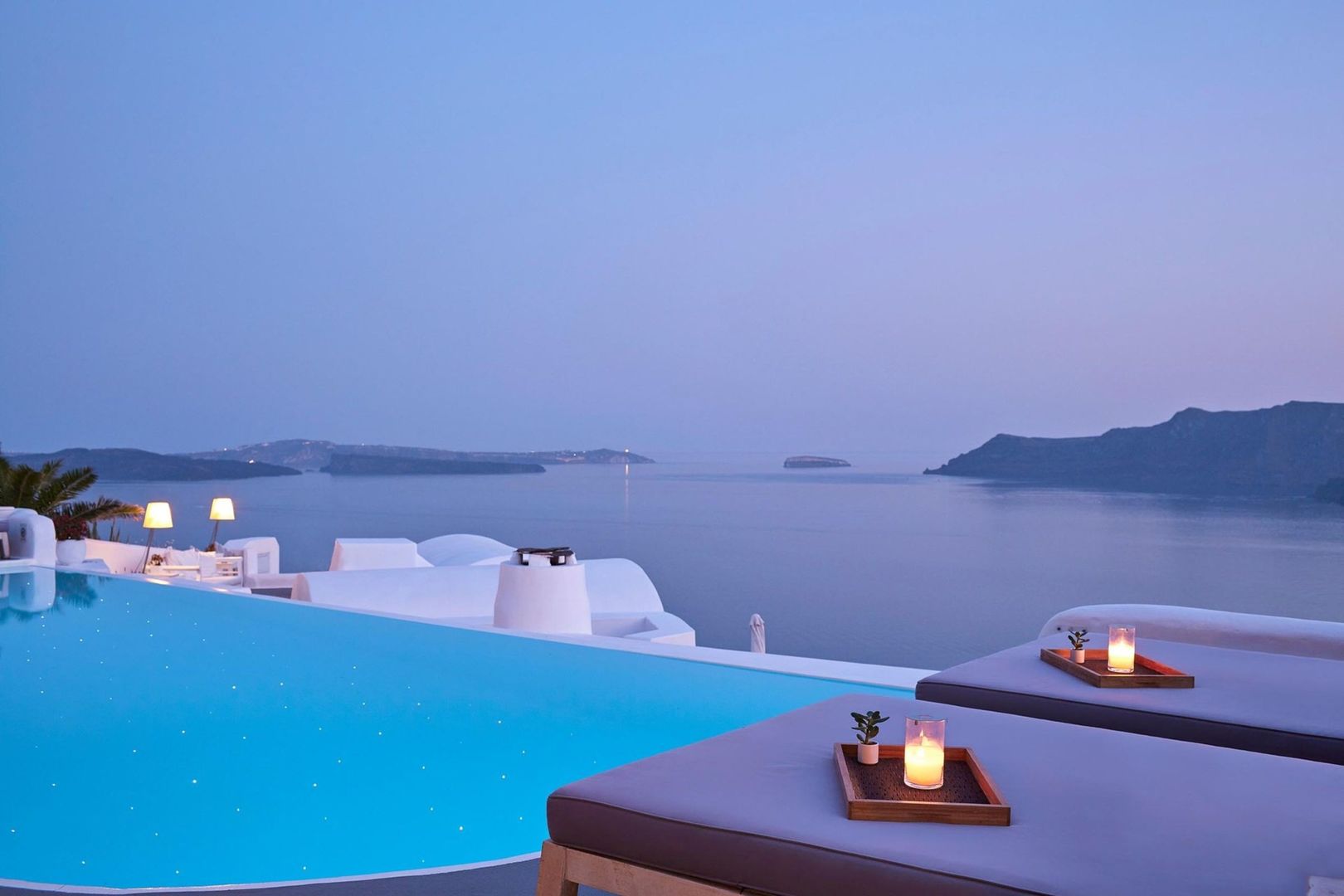 Katikies Santorini