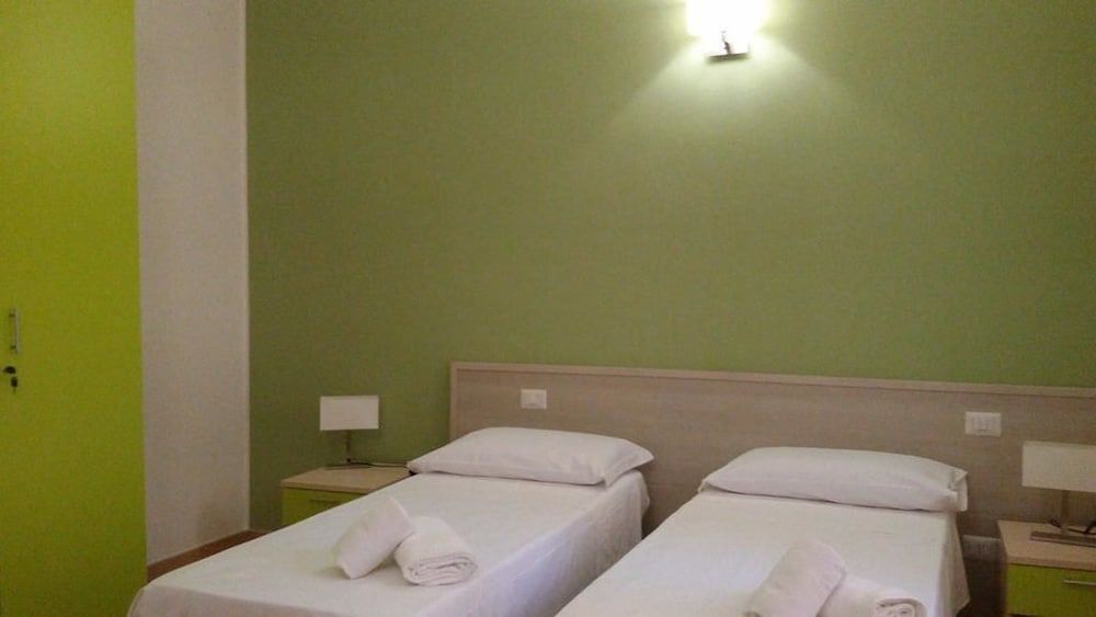 Hotel '904