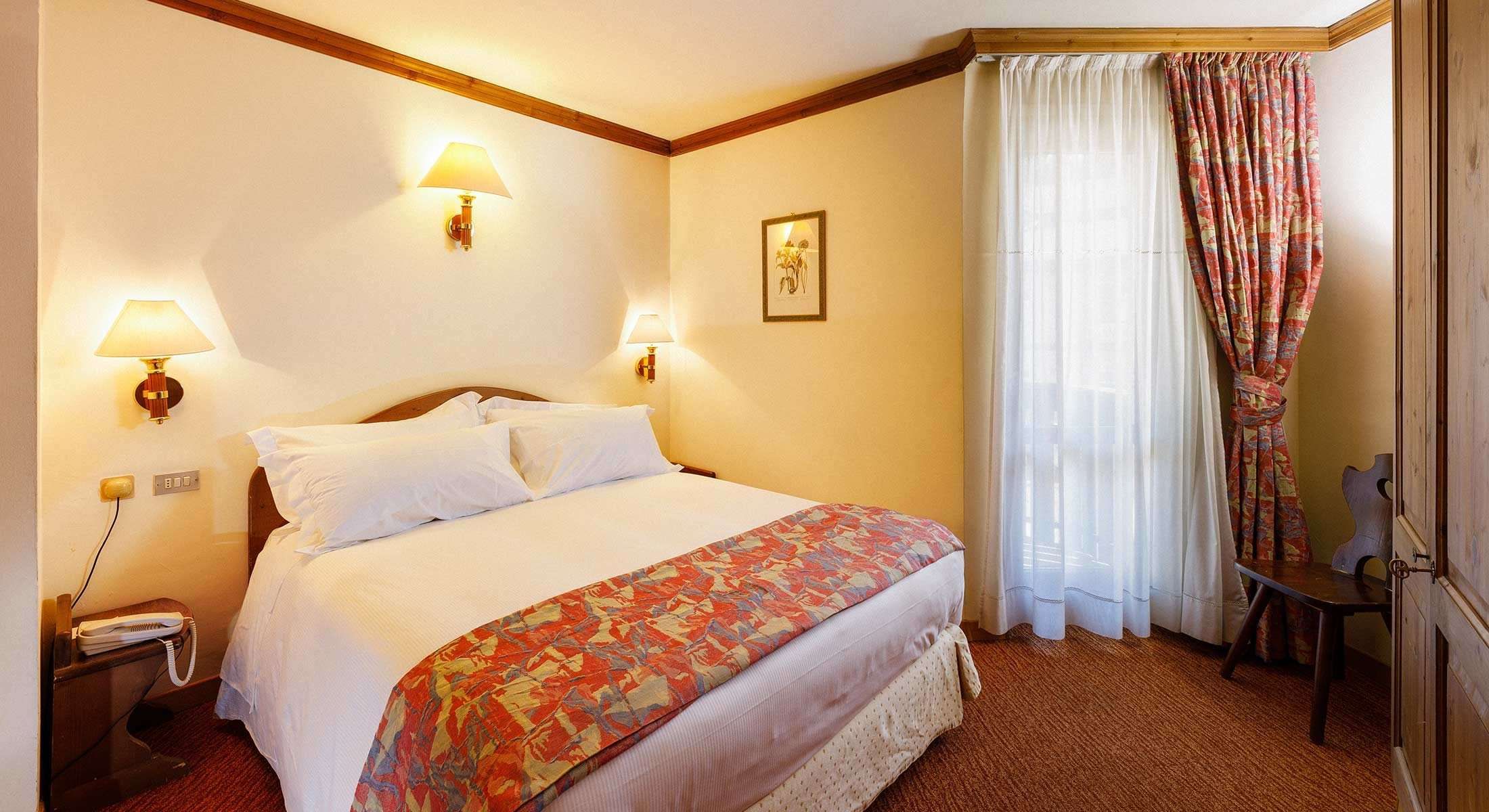 Hotel Alaska Cortina