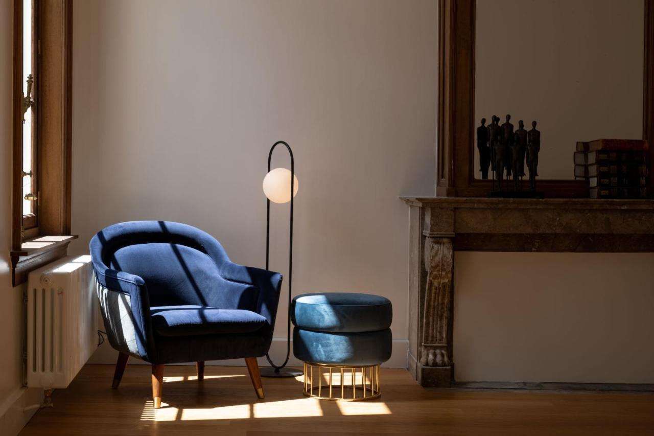Sapphire House Antwerp, Autograph Collection