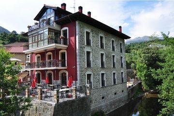 La Casa del Puente
