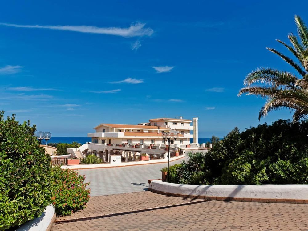 La Plage Resort
