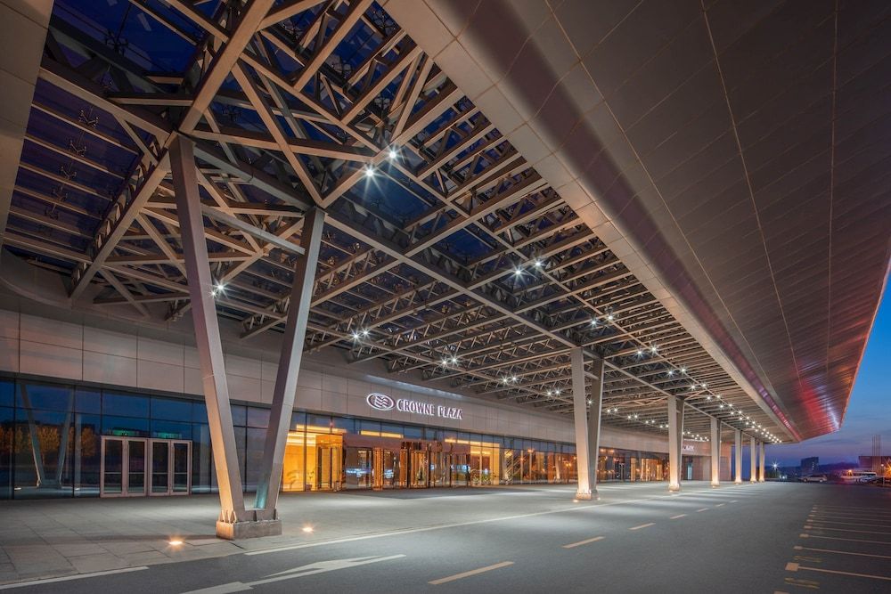 Crowne Plaza Dalian Sports Center