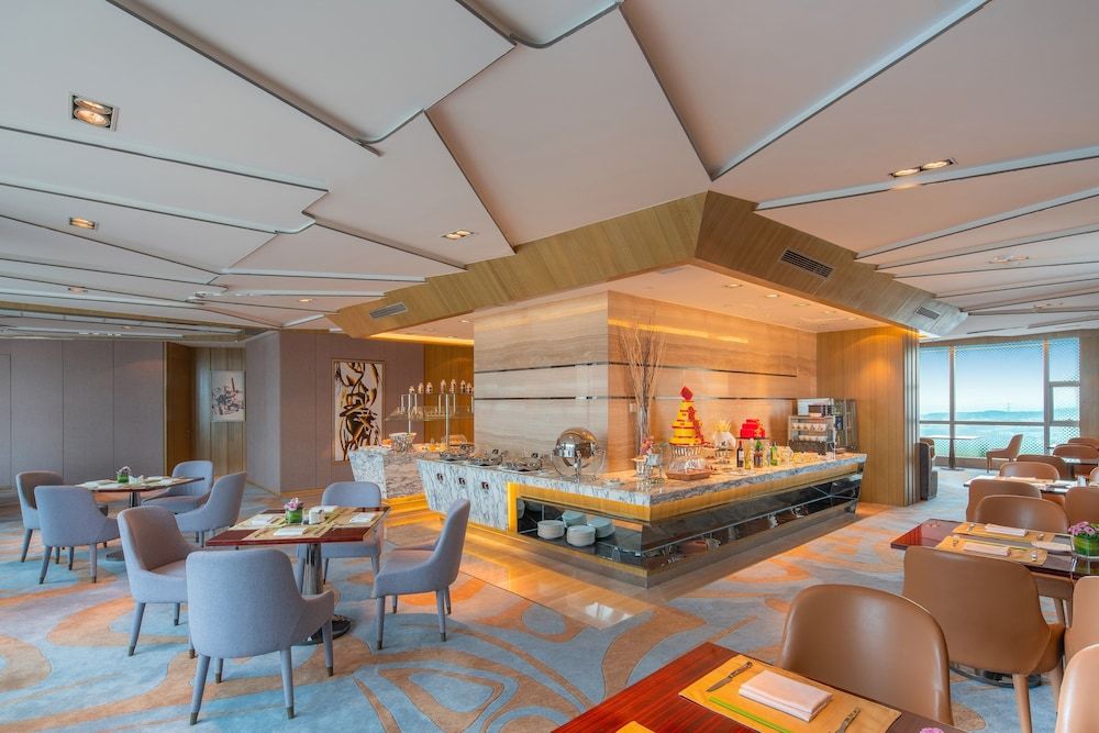 Crowne Plaza Dalian Sports Center