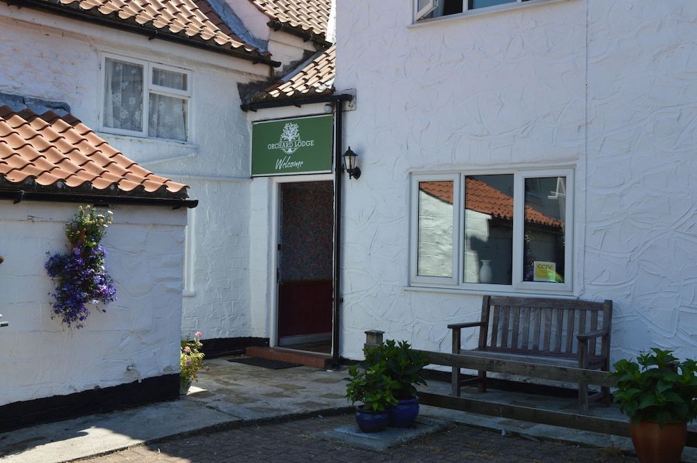 Orchard Lodge
