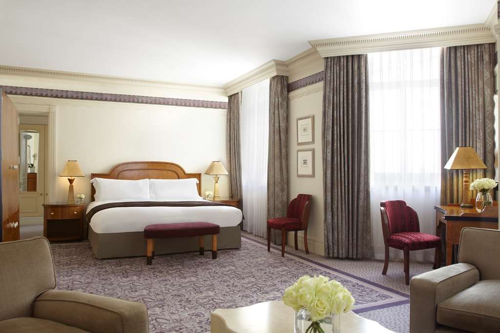 Claridge's